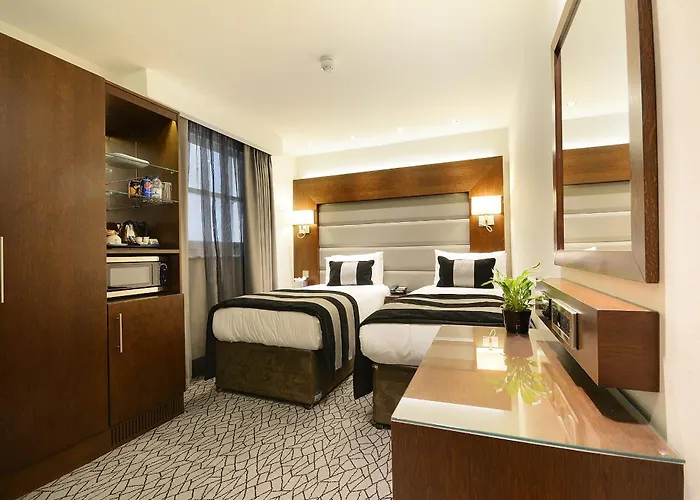 Hotel 4 estrelas: Park Grand Paddington Court