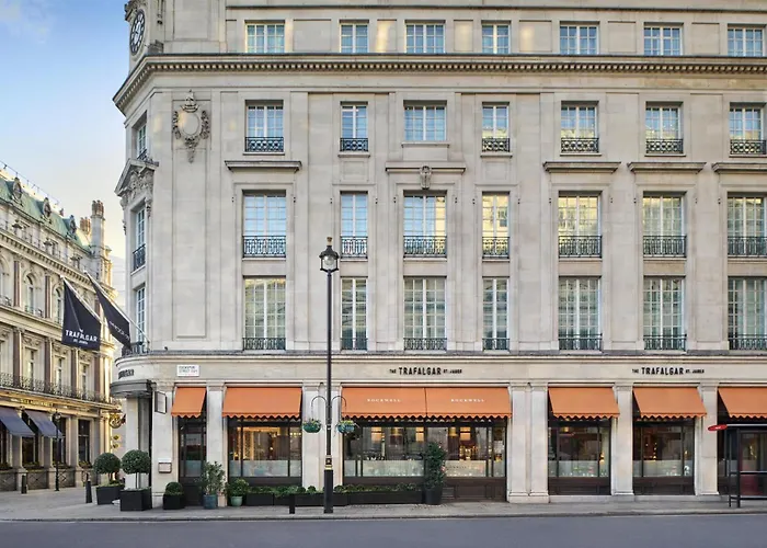 Hotel suites Trafalgar St James London Curio Collection By Hilton