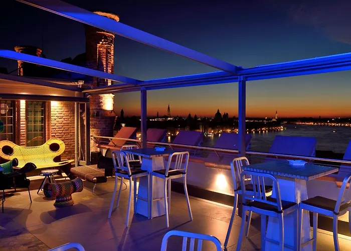 Hotel Jacuzzi: Hilton Molino Stucky Venice