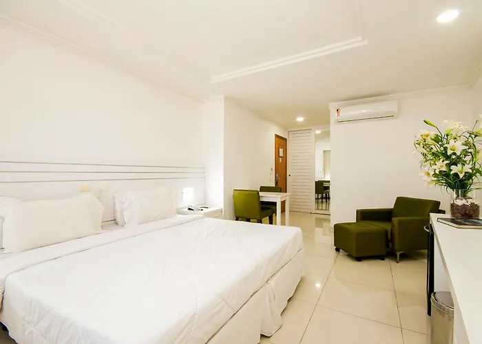 Logement: Hotel Bandeirantes