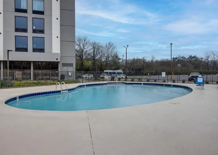 3 star hotels La Quinta By Wyndham Nashville Airport/Opryland