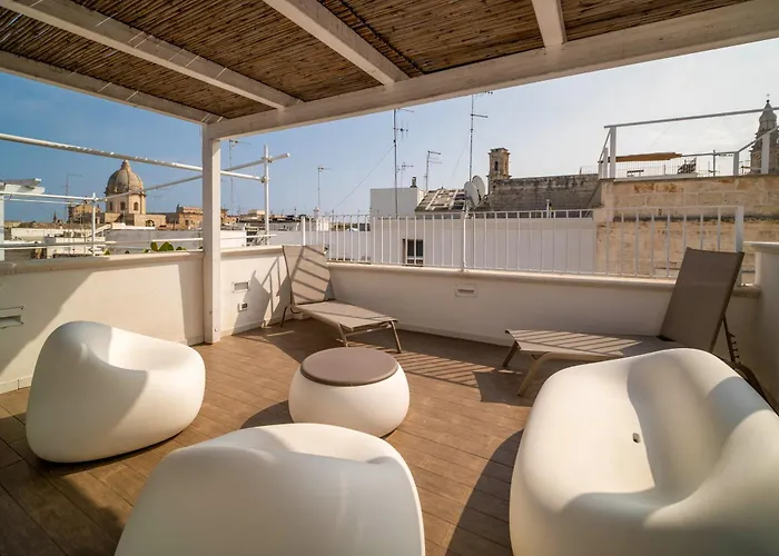 Hotel con tennis: Le Contrade Vico Alba