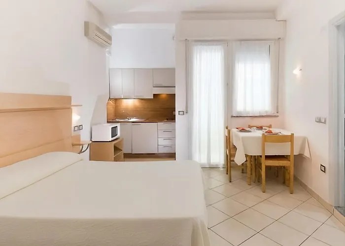 Hotel sulla spiaggia: Hotel Ferrara