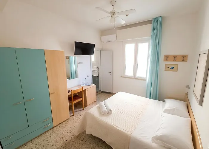 Hotel sulla spiaggia: Hotel Ferrara