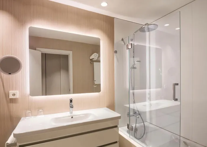Hotel met zwembad: Salles Hotel Malaga Centro