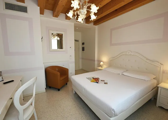  Villa Patriarca