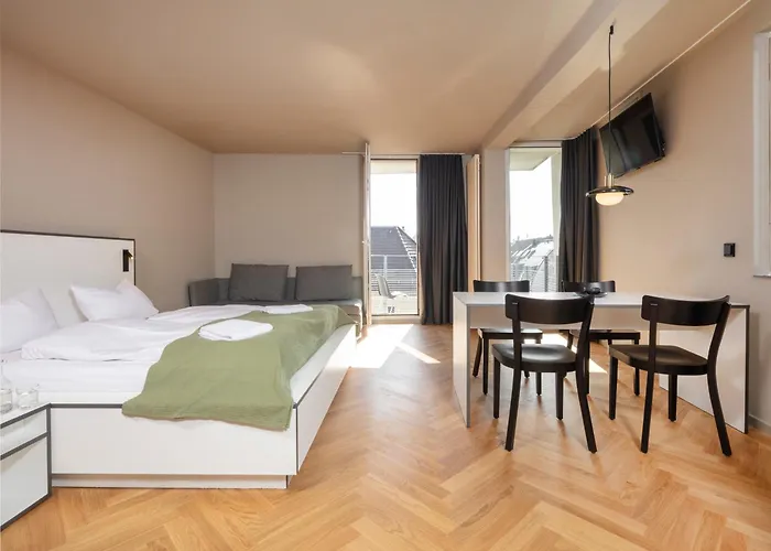 Ping Pong hotel: Karlito Apartmenthaus