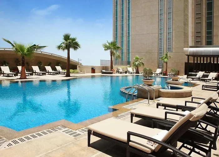 Hotel mit Pool: Sofitel Abu Dhabi Corniche