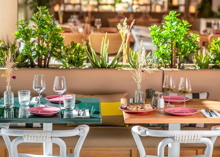 Hotel de 4 estrelas: Novotel Paris Porte Versailles