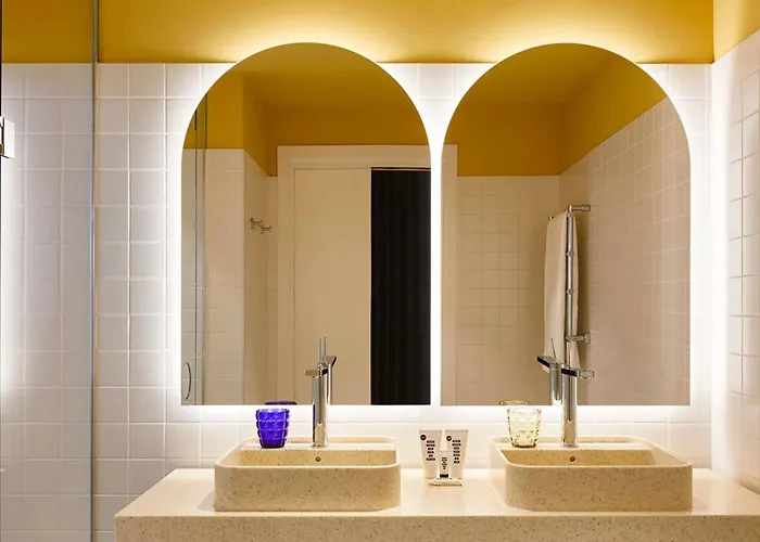 Resort: Mama Shelter Roma