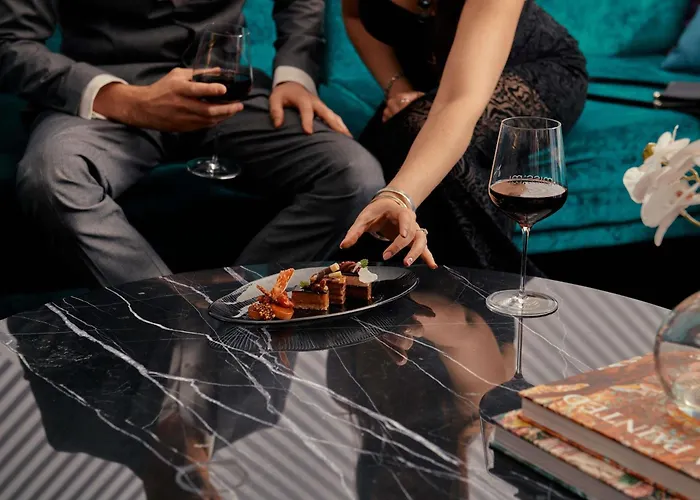 Boutique hotel only: Movenpick Hotel Melbourne On Spencer