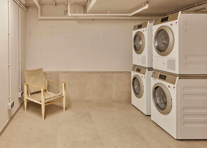 Apart hotel: Locke At East Side Gallery