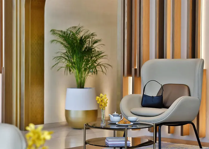 Tumbi Hotel Dubai The Palm,Tapestry Collection Hilton