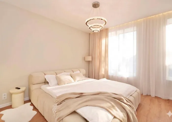 Hotel: Monaco House