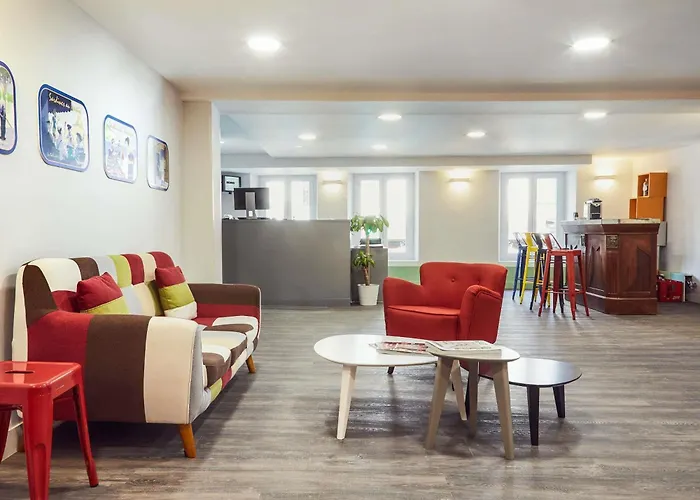 Pet Friendly hotel: Ibis Styles Marseille Vieux Port