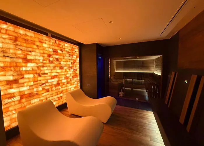 Hotel with view: Hotel White