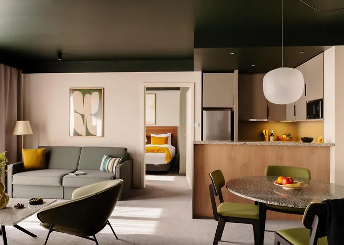 Hotel Jacuzzi: Adina Apartment Hotel Budapest