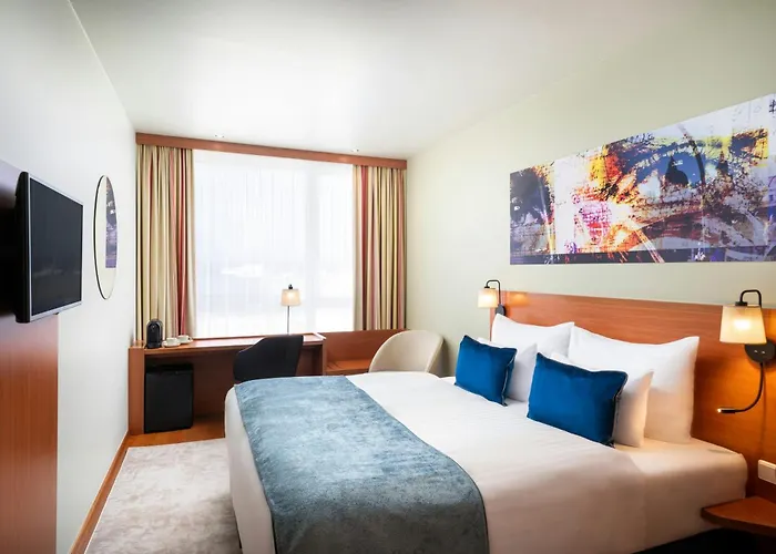 3-Sterne-Hotel: Leonardo Hotel Salzburg Airport