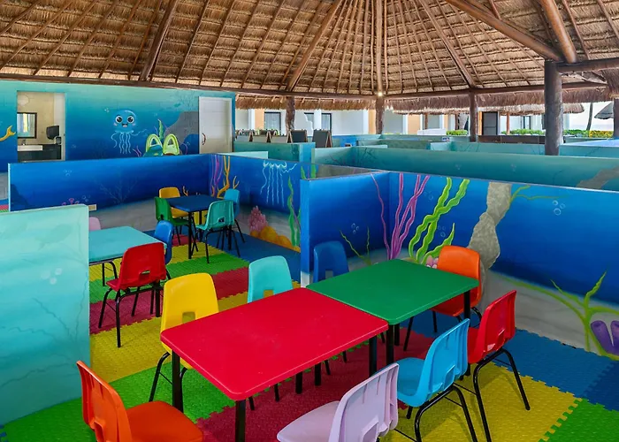 Resort: Ocean Coral & Turquesa All Inclusive (Adults Only)