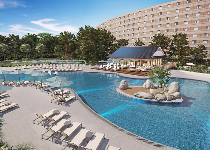 Luxury hotel only: Hilton Tokyo Bay