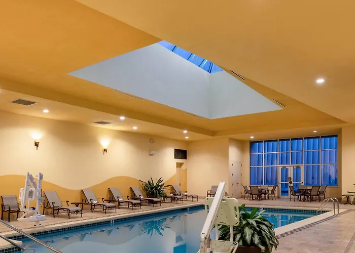 Pet Friendly hotel: Wyndham Grand Oklahoma City Downtown