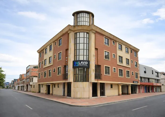 Hotel cerca del aeropuerto: Lavid Hotel Kennedy