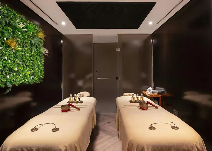 Hotel de 4 estrelas: The First Collection Marina, Dubai, A Tribute Portfolio Hotel