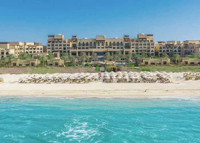 Hotel boutique: Saadiyat Rotana Resort And Villas