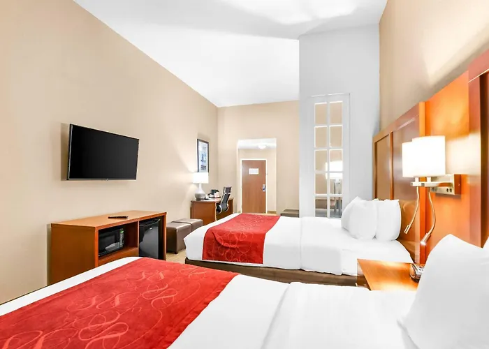  Comfort Suites Orlando Airport
