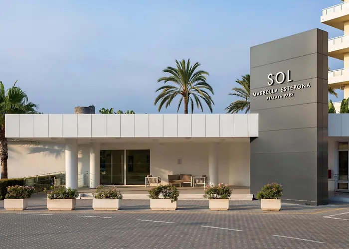 Hôtel Jacuzzi: Sol Marbella Estepona Atalaya Park