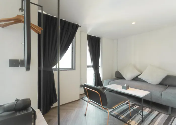 IR-ON Hotel