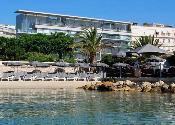 Luxury hotel only: Royal Antibes - Luxury Hotel, Residence, Beach & Spa