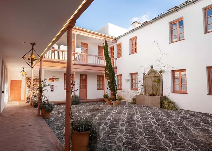 Patios De San Agustín