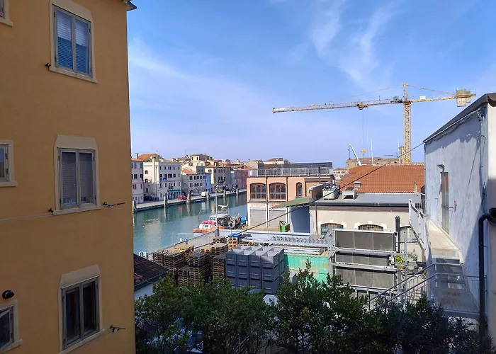 Antenna 2 - Camera Firenze By Ca-Sa Check