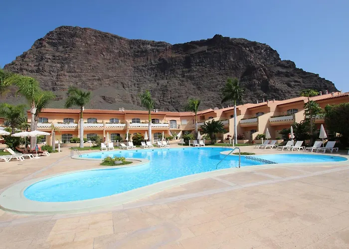 Apartamentos Jardin Del Conde