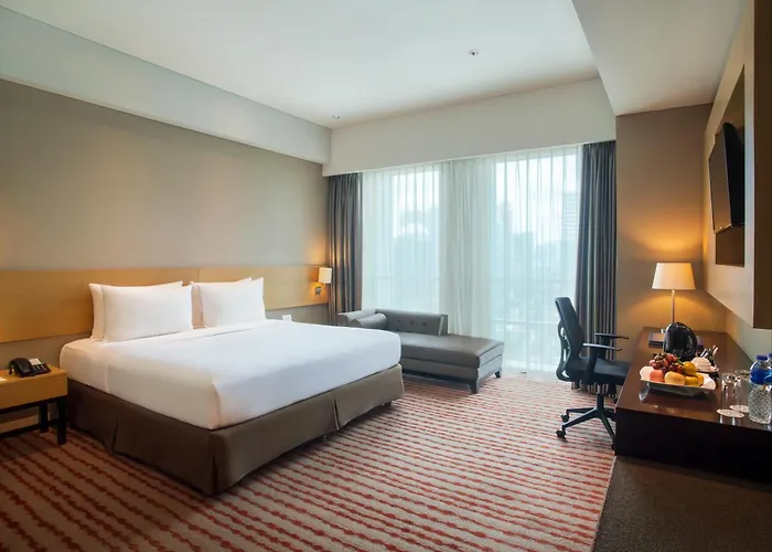 Js Luwansa Hotel & Convention Center
