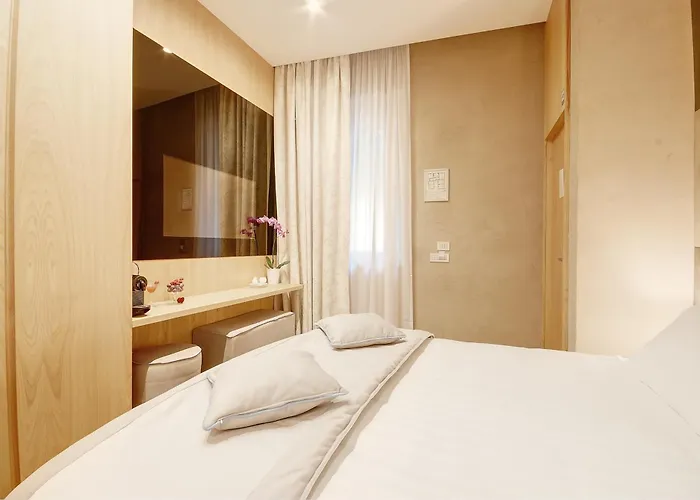 Resort: Sun Suite Luxury Pantheon