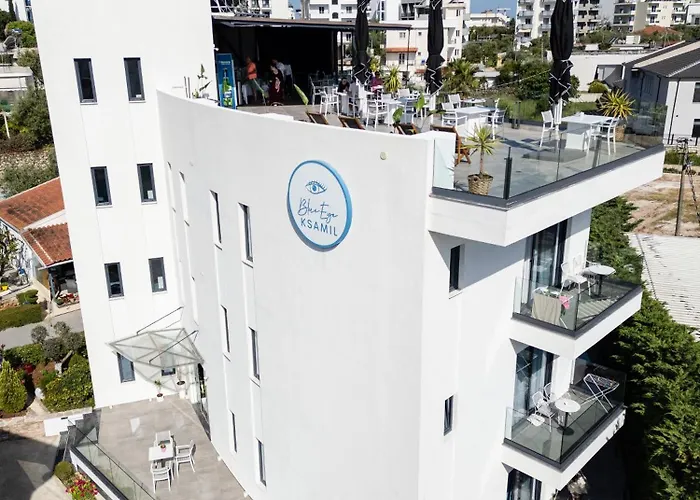 Hotel Con Piscina Blue Eye
