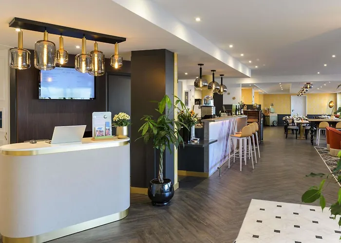 Strandhotel: Mercure Honfleur