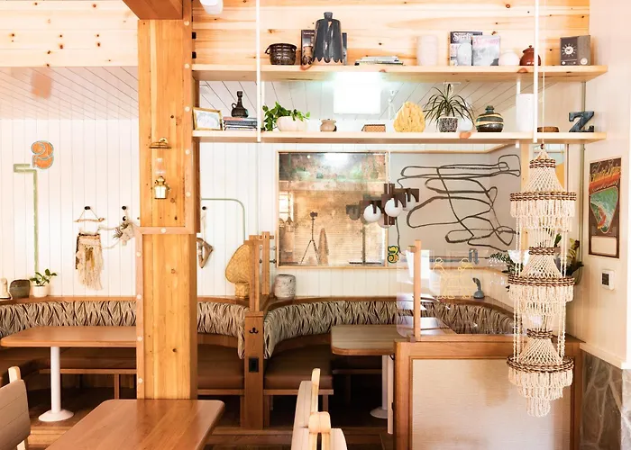 Ping Pong hotel: Hotel Zed Tofino