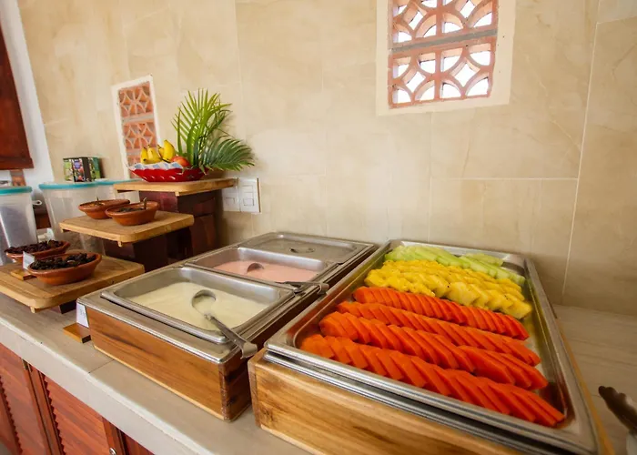 Hotel with pool: Hotel Meson De Mita