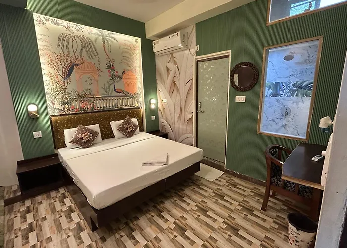 Max Guest House