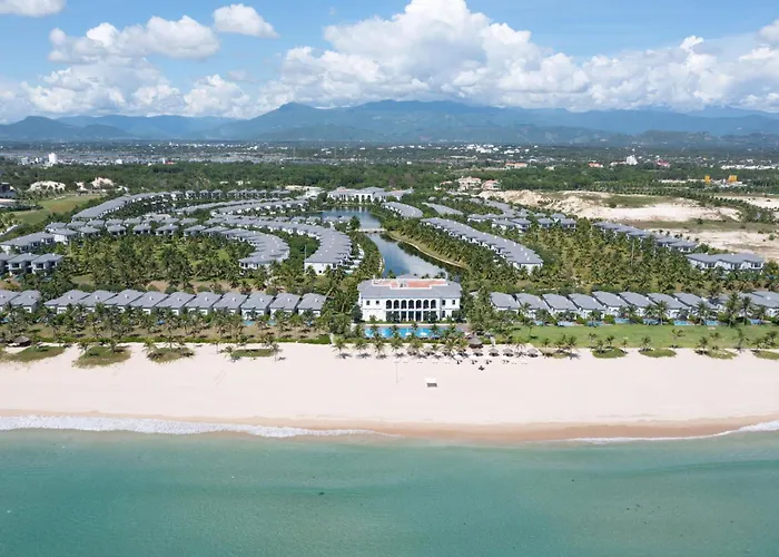 Melia Vinpearl Cam Ranh Beach Resort
