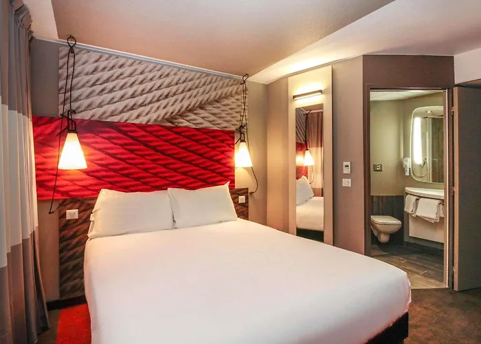 Hôtel avec piscine: ibis Cahors