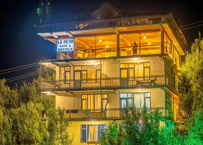 Hostel: La Heim Hostels