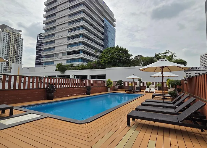 True Siam Rangnam Hotel