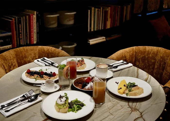 Radisson Collection , Santa Sofia Milan