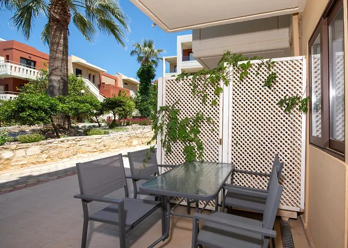 Ekavi Apartments