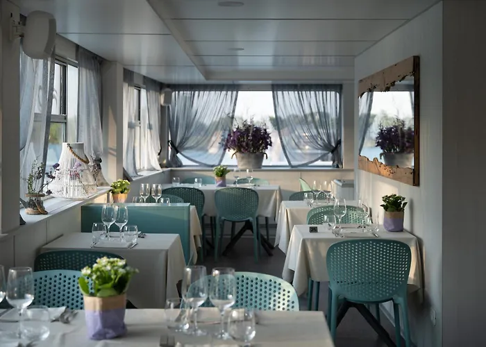 Marina Azzurra