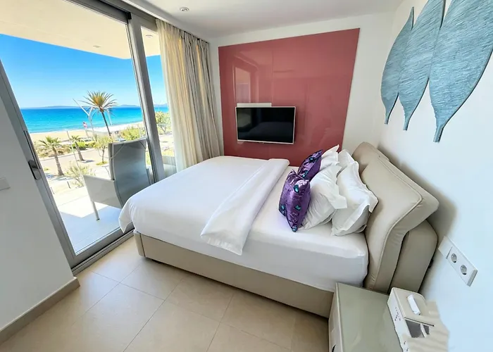 Hype Beachhouse